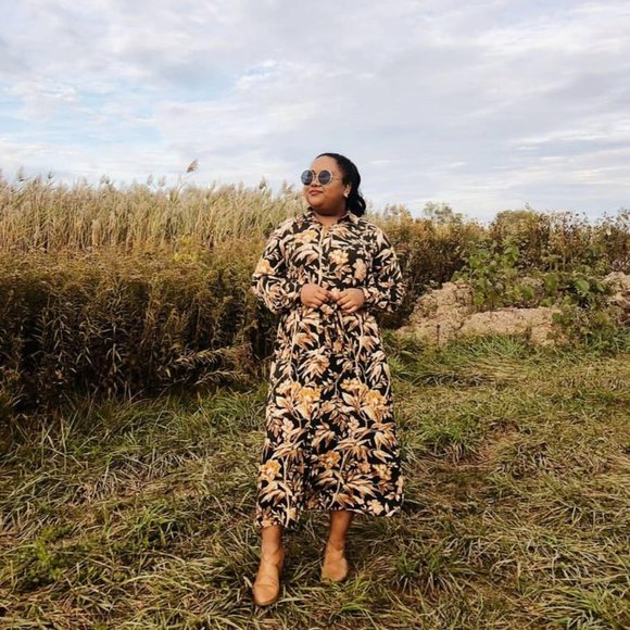 H&M Green Tied Printed Dress - Picture 2 of 2